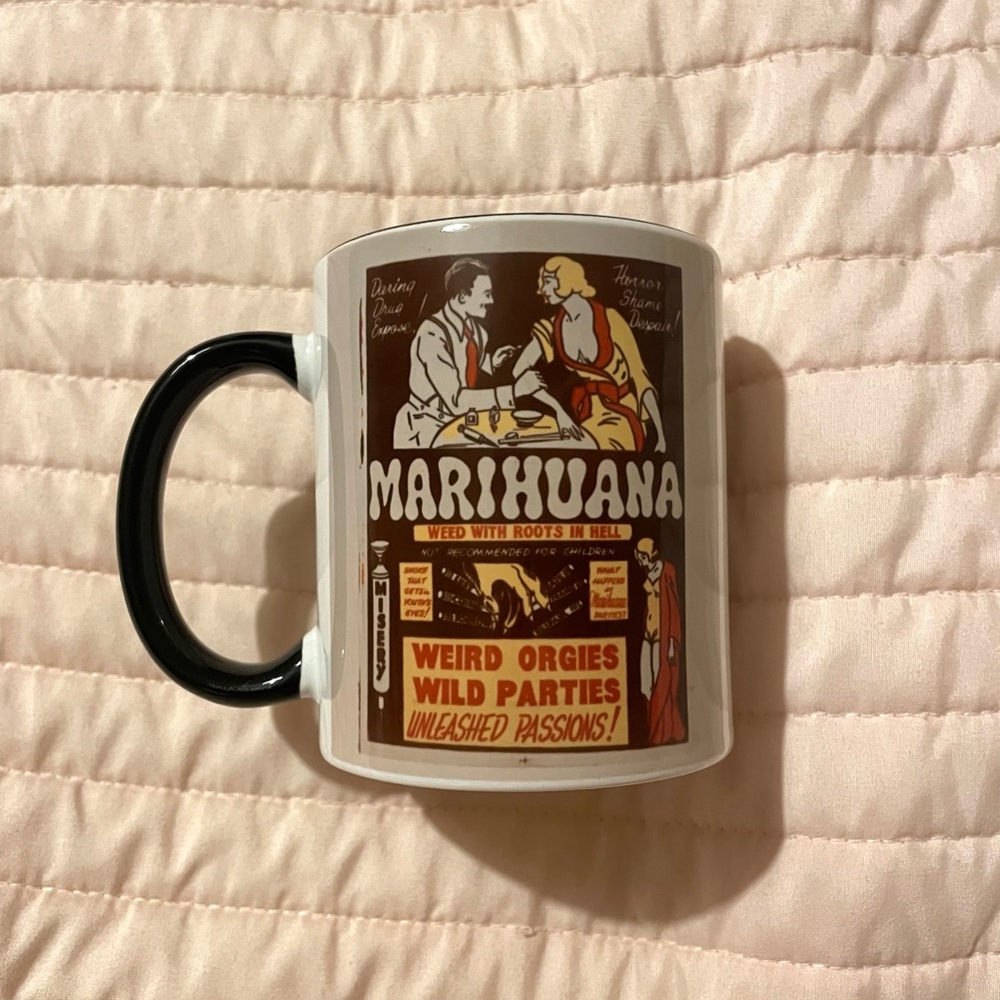 Vintage Marihuana Mug
